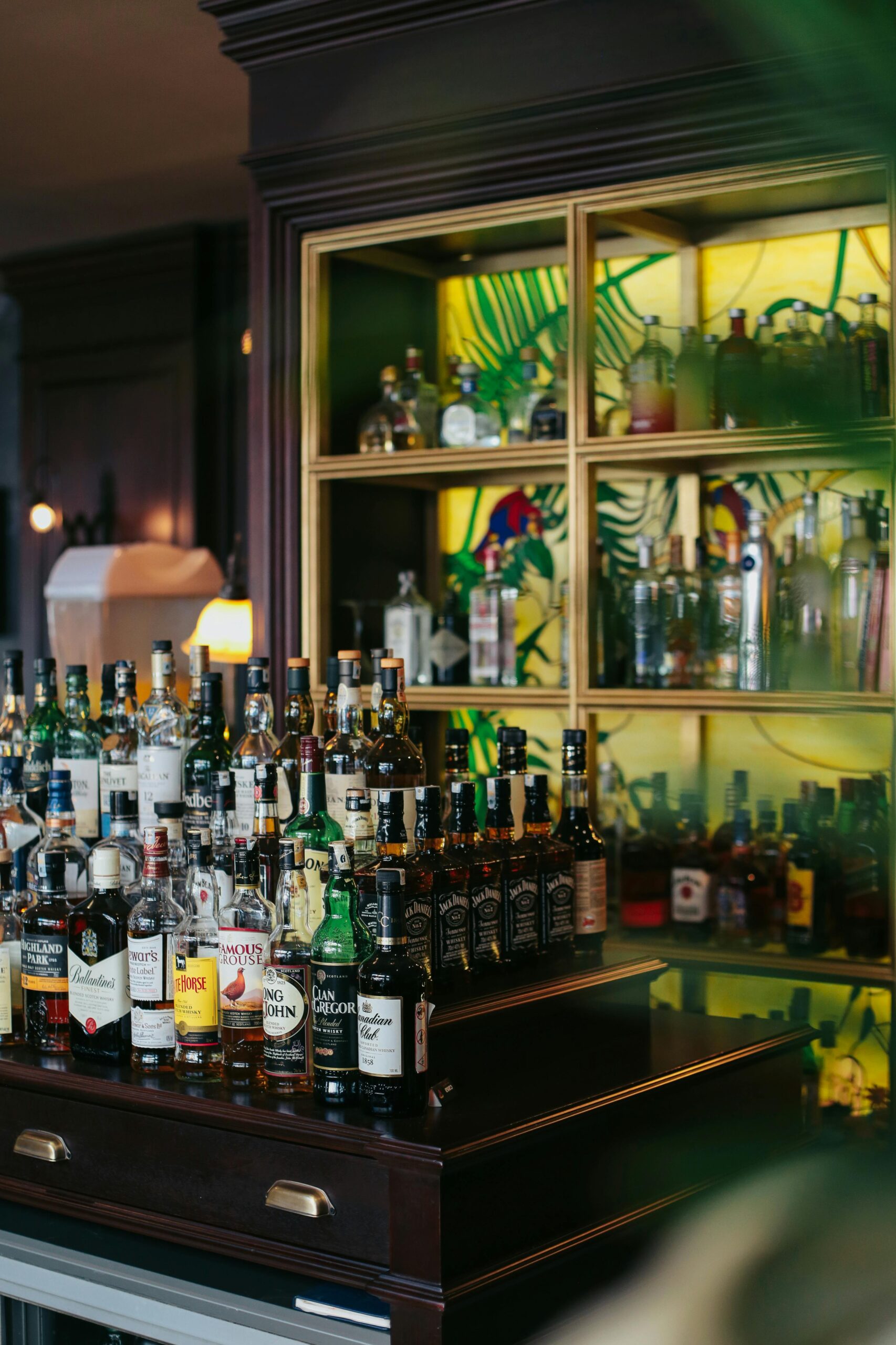 Whiskey Bottles Wholesale, Wholesale Whiskey Glasses, Wholesale Whiskey Barrels, Wholesale Whiskey, Whiskey Wholesale